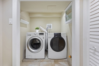 Unit 101-2315 Bromsgrove Rd, Mississauga, ON L5J 4A6, Canada, ,  